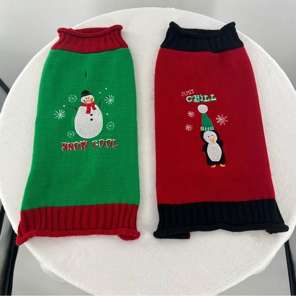 2 Christmas Dog Sweaters - Picture 1 of 8